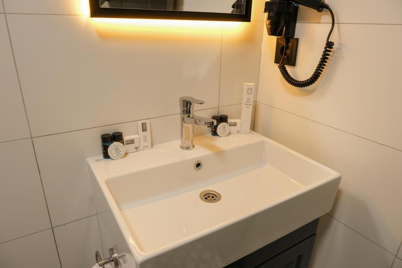 & Private Transportation Istanbul Airport-by Loft Hotel 4*
